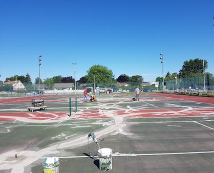 Réfection de terrain de tennis